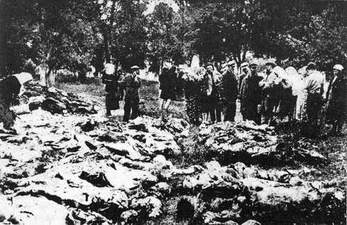 People of Vinnytsia searching for relatives among the exhumed victims of the Vinnytsia massacre, 1937.