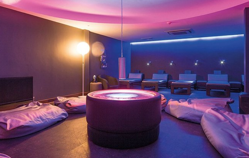 THE CLUB AND SPA